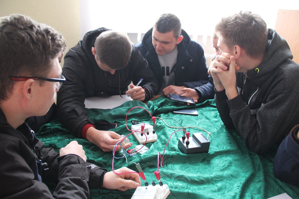 15 11 19 16